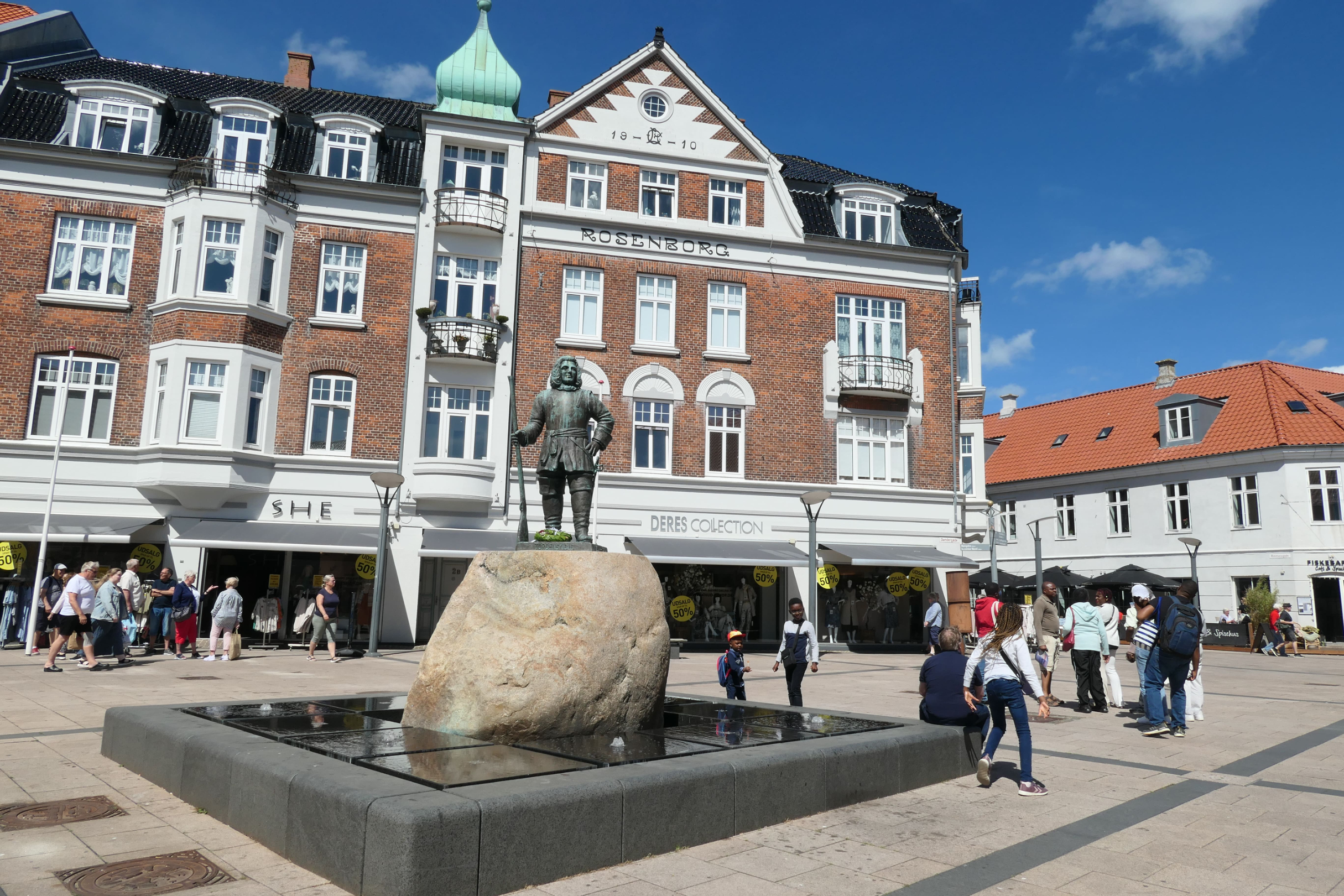 P1024193