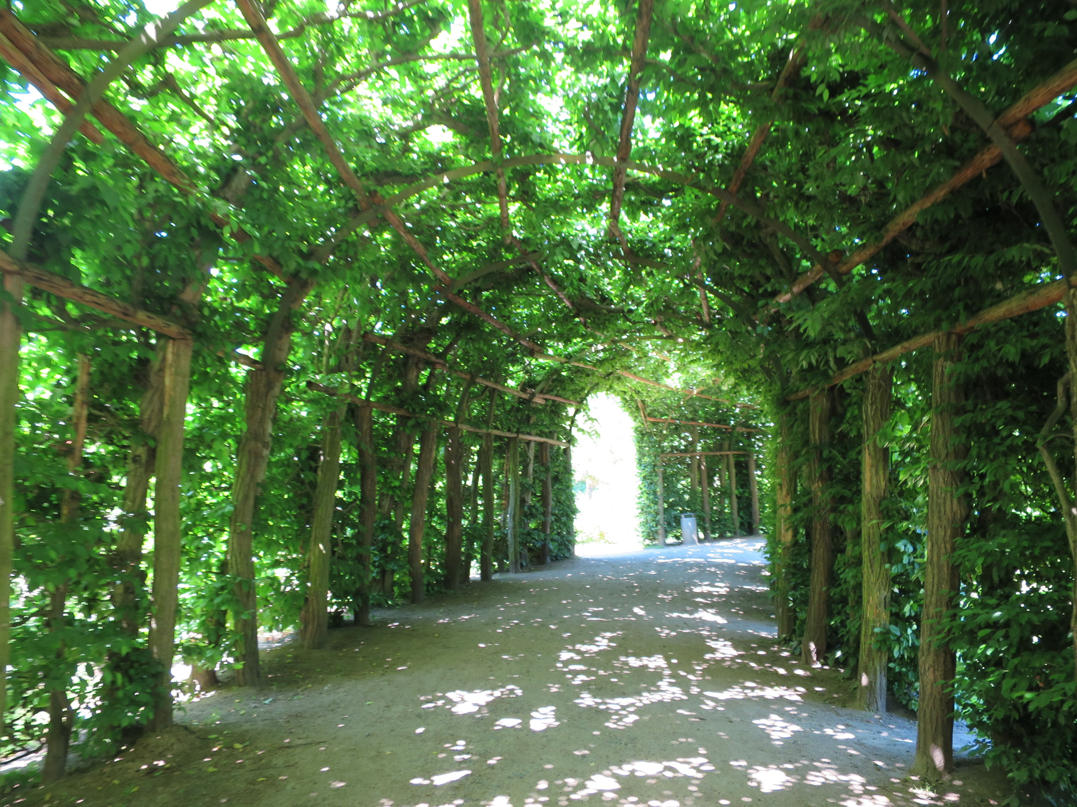 Schloßpark 22